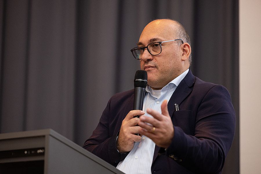 Cardio Aperitivo: Austausch zu modernen Therapien bei Vorhofflimmern Chefarzt Medizinische Klinik I: Kardiologie und Angiologie Dr. med. Fernando Gatto