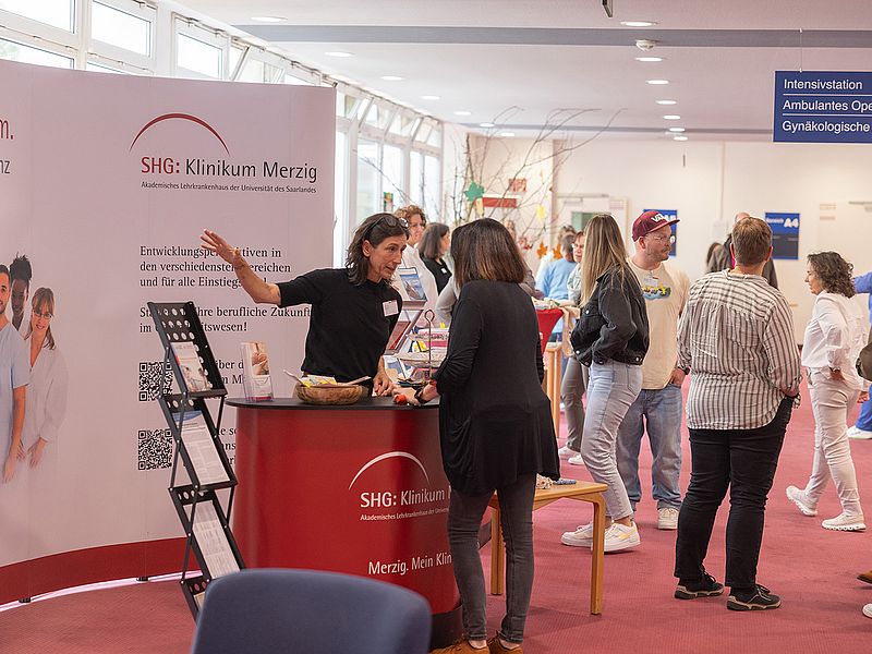 Aktionstag Demenz Aktionstag zum Thema Demenz in den SHG-Kliniken Merzig