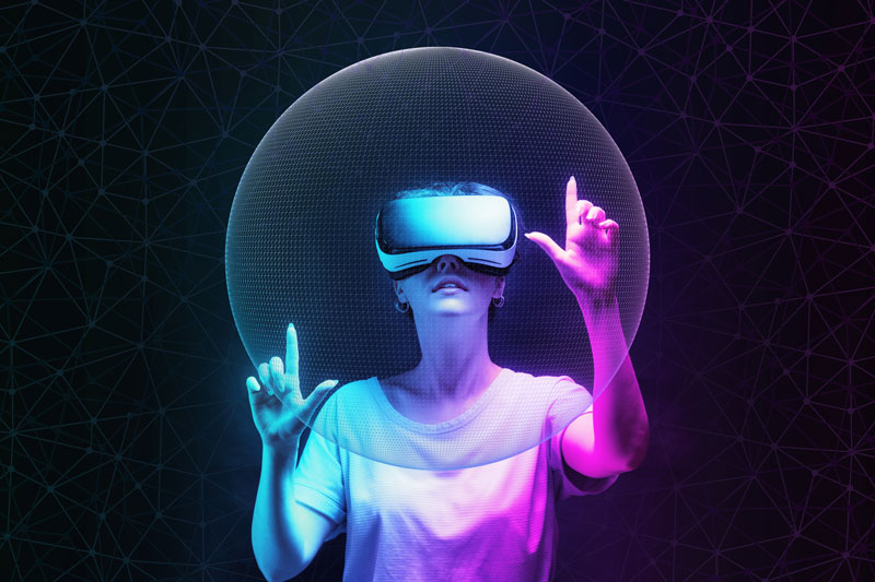 VR Brille Person mit VR Brille